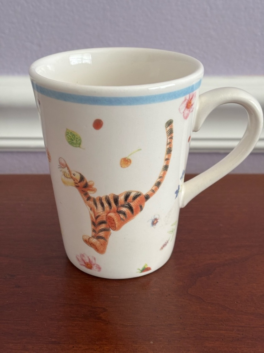 Disney Simply Pooh Tigger Mug – Vintage Ceramic Coffee Cup-Floral & Fruit Design